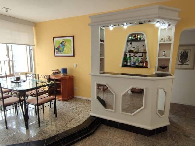 Apartamento para Venda em Praia Grande - 4